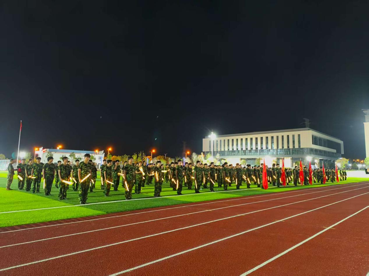 红歌嘹亮映校园！赣州起元职业学院拉歌赛奏响育人新篇(图3)