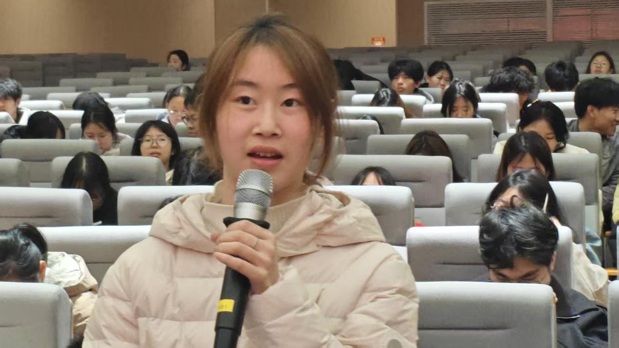 传红色基因 践全会精神，传红色基因 践全会精神，赣州起元职业学院开启新生入党启蒙教育新征程(图5)