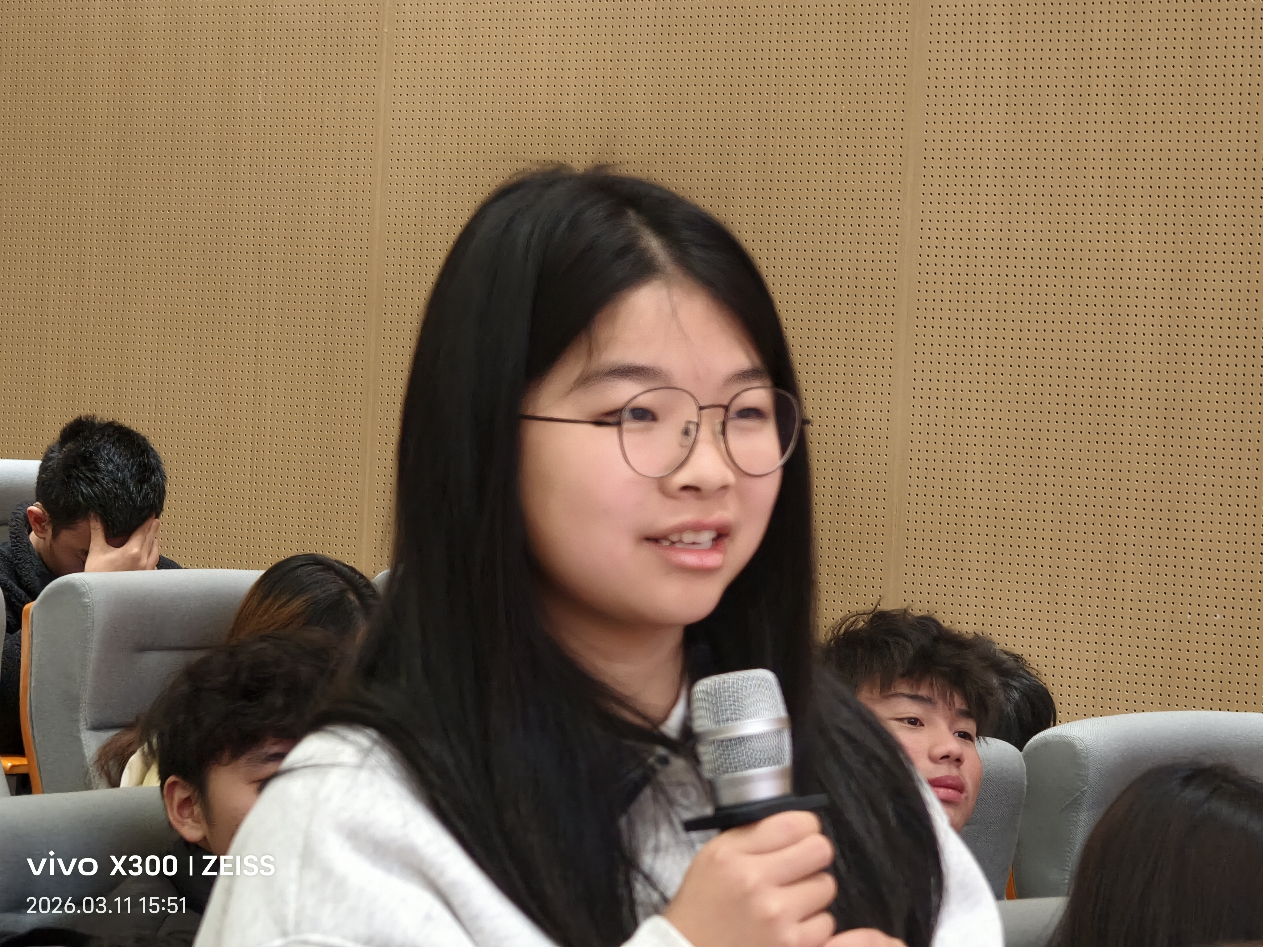 法治护航青春 底线牢记心间｜赣州起元职业学院开展法治副校长进校园专题普法讲座(图4)