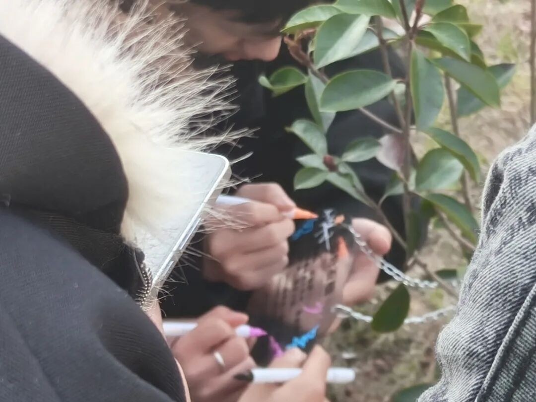 植心育绿 向阳生长|赣州起元职业学院植树活动圆满举行(图8) 植心育绿 向阳生长|赣州起元职业学院植树活动圆满举行(图8)